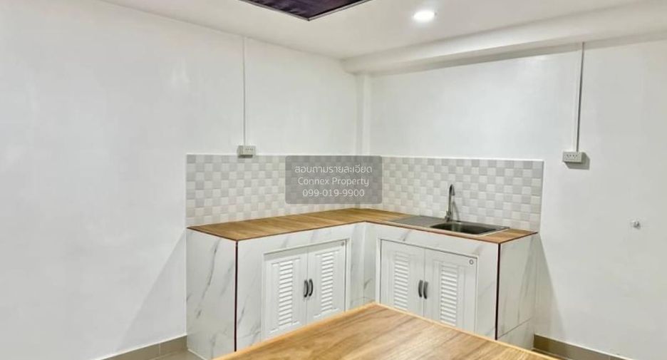 For sale 2 bedrooms townhouse in Bang Bua Thong, Nonthaburi