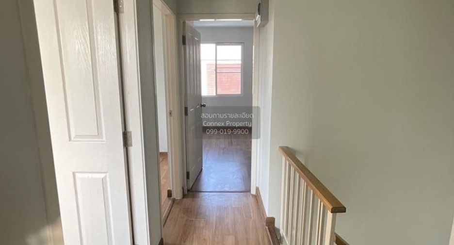 For sale 3 bedrooms townhouse in Sai Noi, Nonthaburi