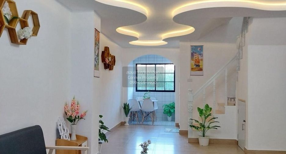 For sale 2 bedrooms townhouse in Khlong Sam Wa, Bangkok