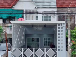 出售 3 卧室 联排别墅 在 Nong Chok, 曼谷
