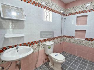 Casa adosada en venta de 3 habitaciones en Min Buri, Bangkok