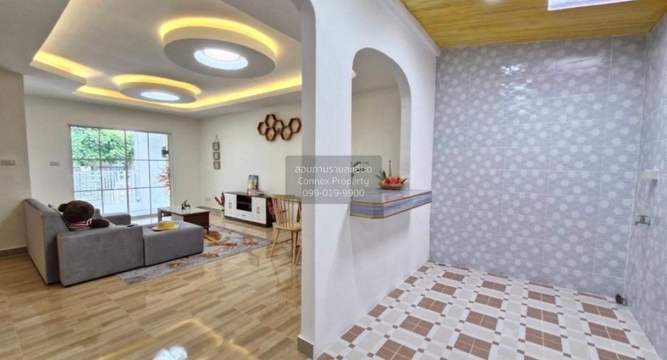 Casa adosada en venta de 3 habitaciones en Min Buri, Bangkok