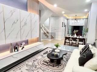 For sale 4 bedrooms townhouse in Thanyaburi, Pathum Thani