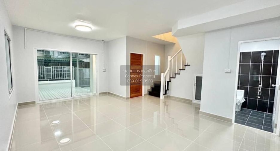 Casa en venta de 4 habitaciones en Bang Bua Thong, Nonthaburi