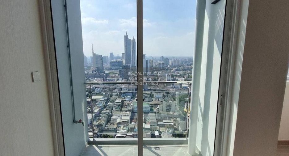 For sale 2 bedrooms condo in Bang Rak, Bangkok
