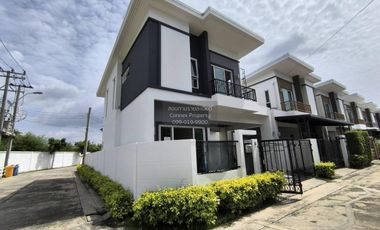 Casa en venta de 3 habitaciones en Mueang Samut Prakan, Samut Prakan