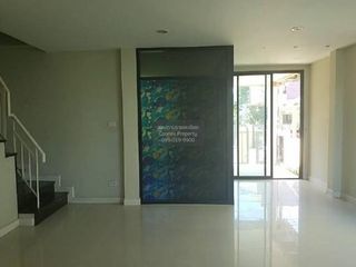 À vendre 3 chambres maison à Bang Sao Thong, Samut Prakan