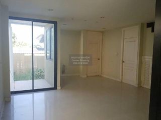 À vendre 3 chambres maison à Bang Sao Thong, Samut Prakan