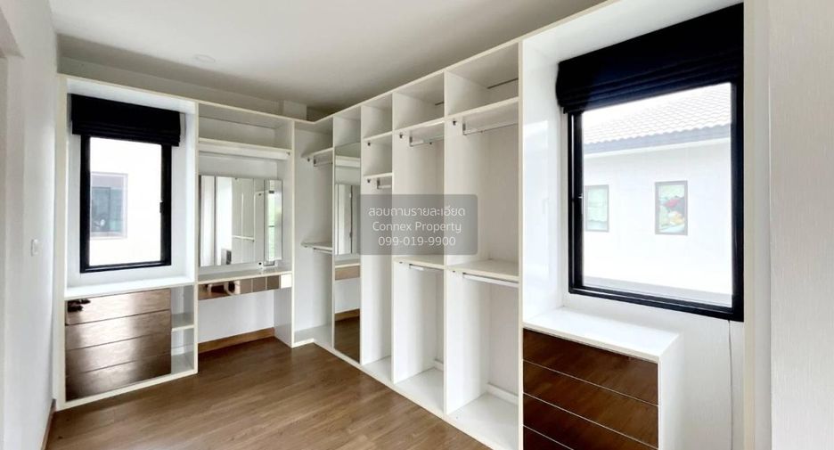 Casa en venta de 4 habitaciones en Bang Khen, Bangkok