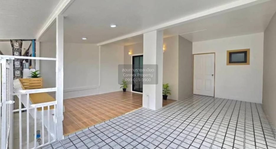 À vendre 3 chambres maison de ville à Bang Bua Thong, Nonthaburi