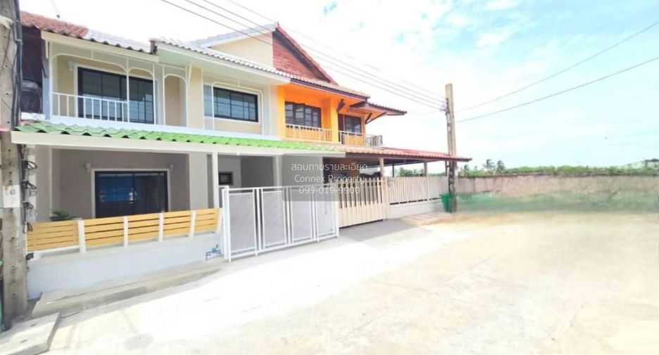 À vendre 3 chambres maison de ville à Bang Bua Thong, Nonthaburi