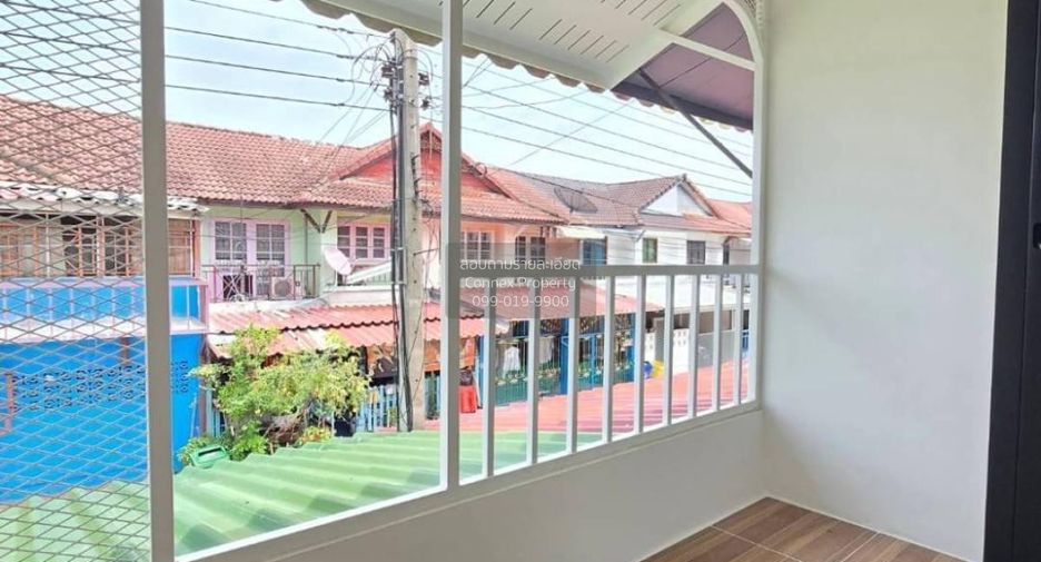 À vendre 3 chambres maison de ville à Bang Bua Thong, Nonthaburi