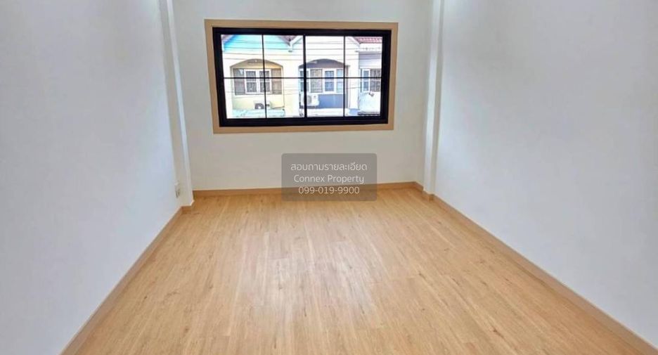 For sale 4 bedrooms townhouse in Bang Bua Thong, Nonthaburi