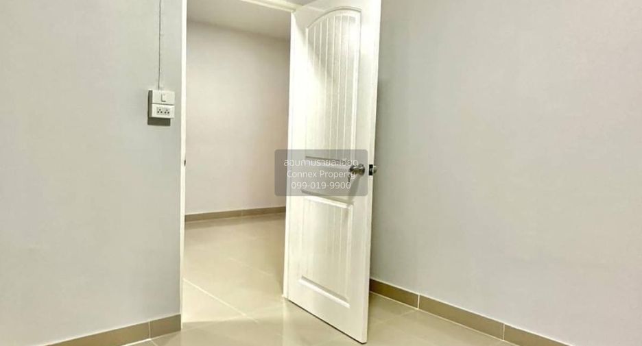 À vendre 2 chambres maison de ville à Bang Bua Thong, Nonthaburi