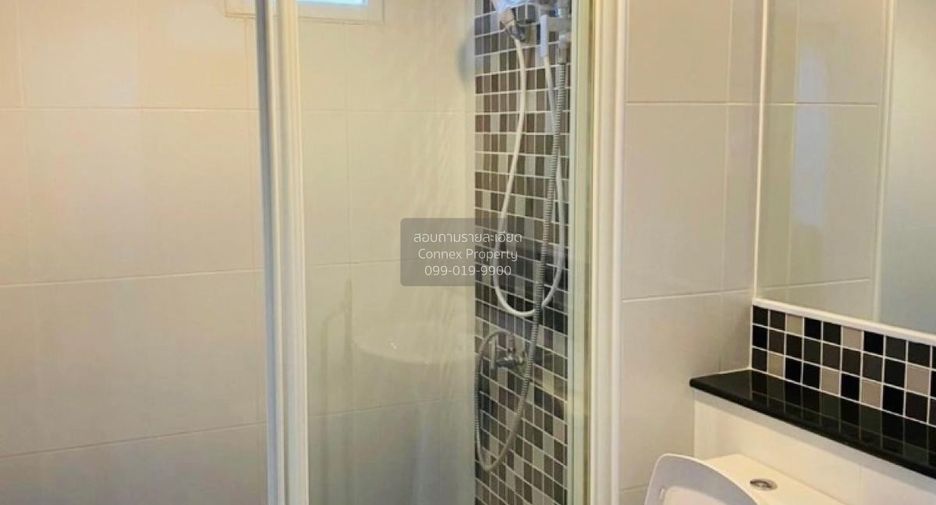 For sale 1 bed condo in Phra Khanong, Bangkok