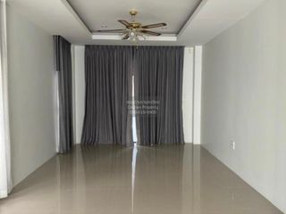 À vendre 3 chambres maison à Mueang Nakhon Ratchasima, Nakhon Ratchasima