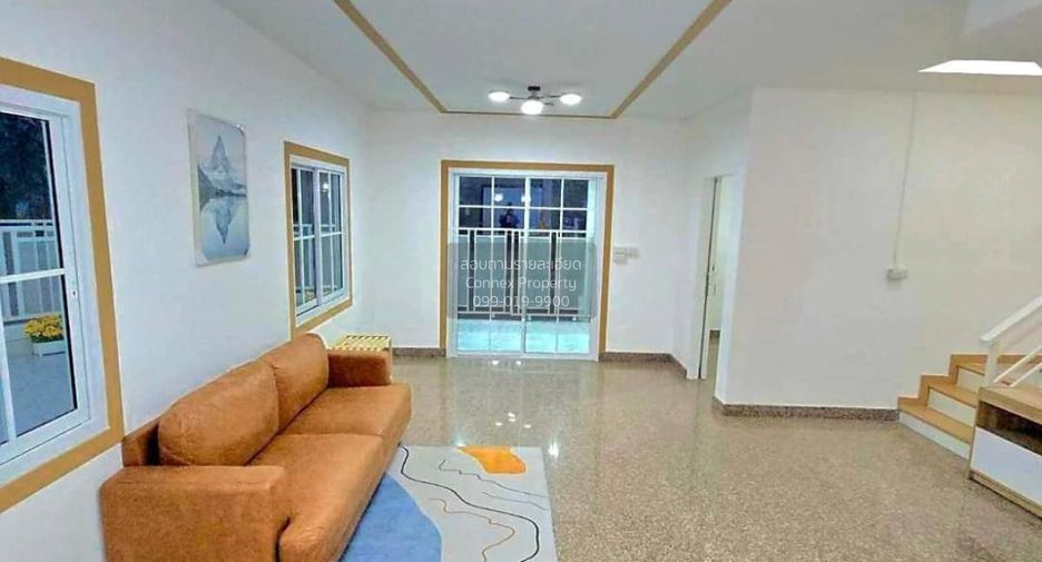 Casa adosada en venta de 5 habitaciones en Bang Yai, Nonthaburi