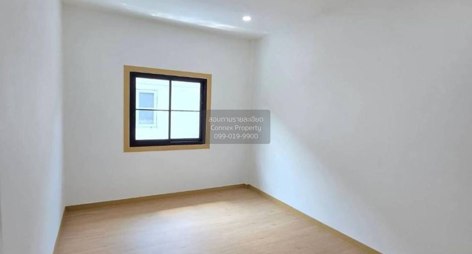 For sale 4 bedrooms townhouse in Bang Bua Thong, Nonthaburi