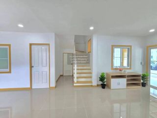 For sale 5 bedrooms townhouse in Sai Noi, Nonthaburi