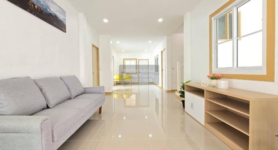 For sale 5 bedrooms townhouse in Sai Noi, Nonthaburi