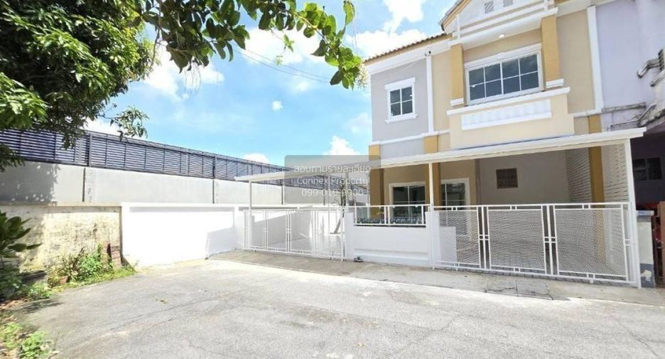 For sale 5 bedrooms townhouse in Sai Noi, Nonthaburi