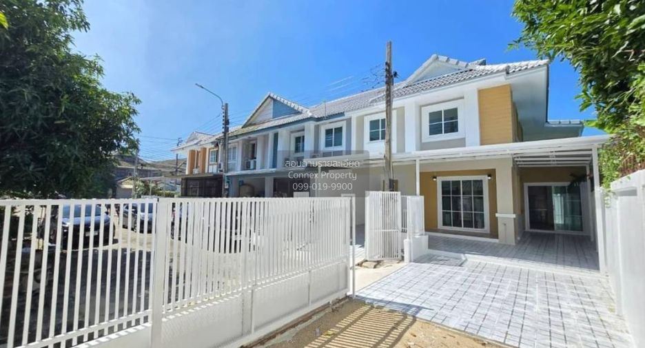 Casa adosada en venta de 4 habitaciones en Bang Yai, Nonthaburi