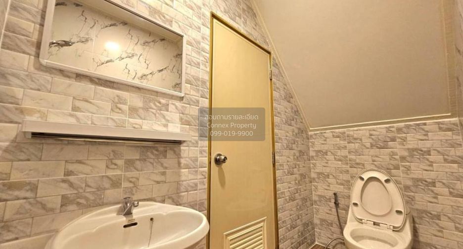 For sale 2 bedrooms townhouse in Bang Bua Thong, Nonthaburi