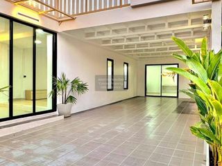 For sale 5 bedrooms townhouse in Bang Bua Thong, Nonthaburi
