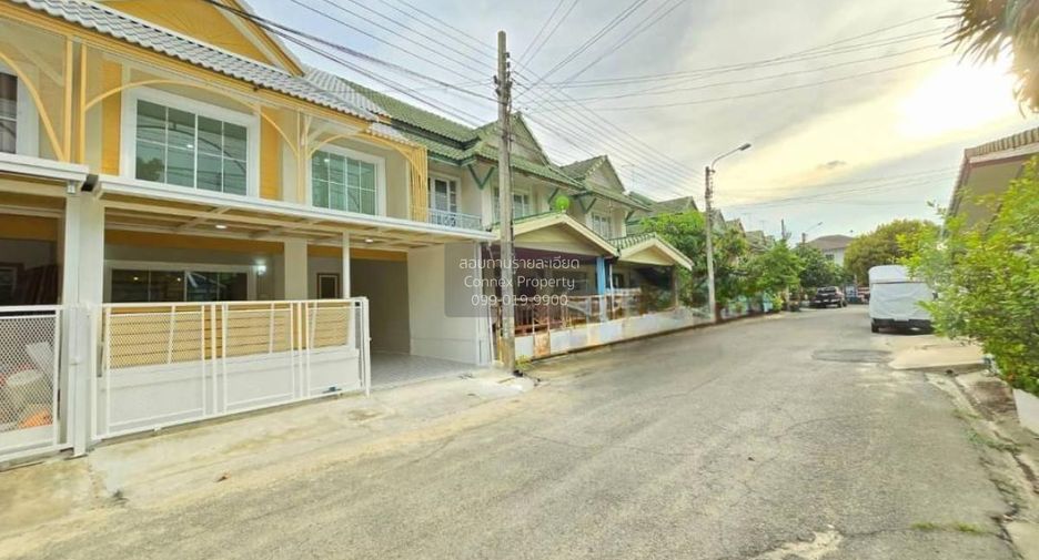 Casa adosada en venta de 3 habitaciones en Bang Bua Thong, Nonthaburi
