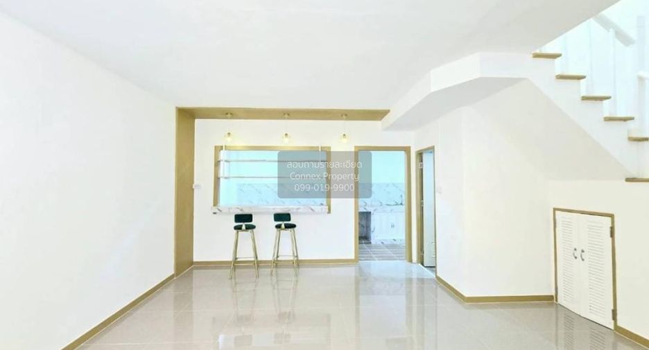 Casa adosada en venta de 3 habitaciones en Bang Bua Thong, Nonthaburi