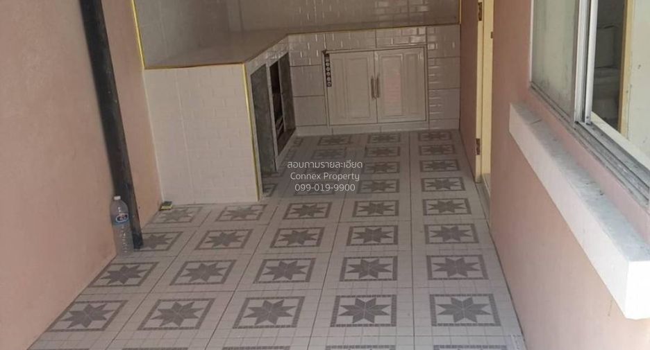 For sale 4 bedrooms townhouse in Bang Bua Thong, Nonthaburi