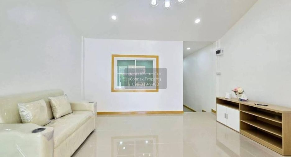 For sale 2 bedrooms townhouse in Bang Bua Thong, Nonthaburi