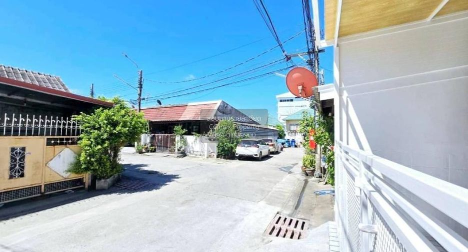 For sale 2 bedrooms townhouse in Bang Bua Thong, Nonthaburi
