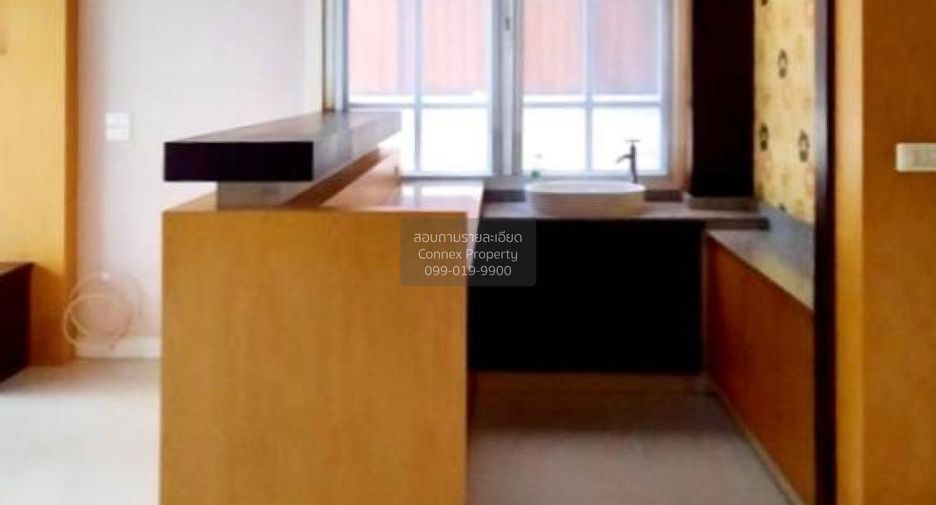Casa en venta de 4 habitaciones en Lam Luk Ka, Pathum Thani