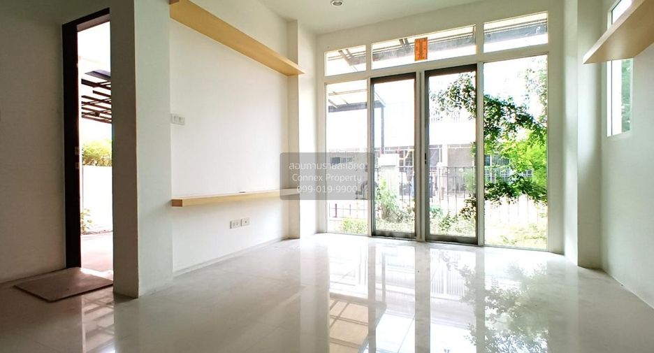 Casa en venta de 3 habitaciones en Bang Khen, Bangkok