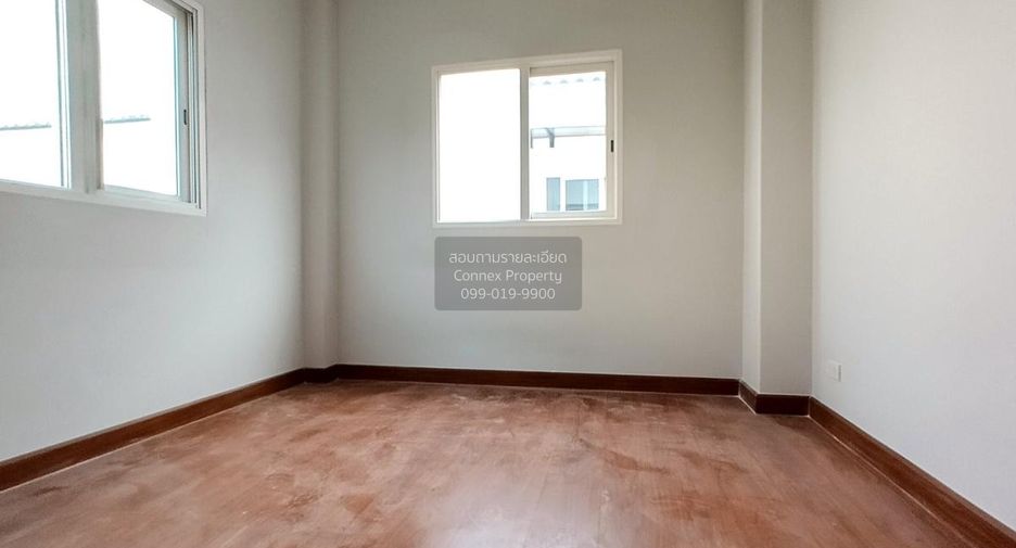 Casa en venta de 3 habitaciones en Bang Khen, Bangkok
