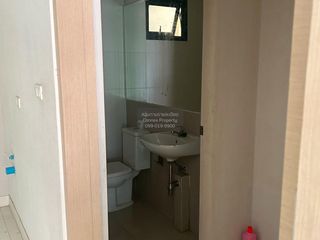Casa adosada en venta de 3 habitaciones en Phasi Charoen, Bangkok