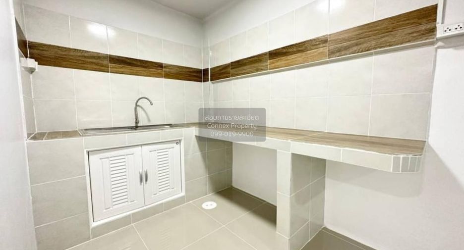 À vendre 3 chambres maison de ville à Bang Bua Thong, Nonthaburi