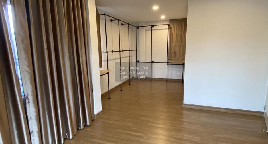 For sale 4 bedrooms house in Bang Bua Thong, Nonthaburi