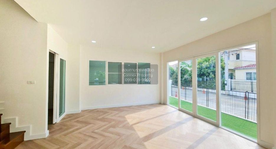 Casa en venta de 3 habitaciones en Mueang Pathum Thani, Pathum Thani