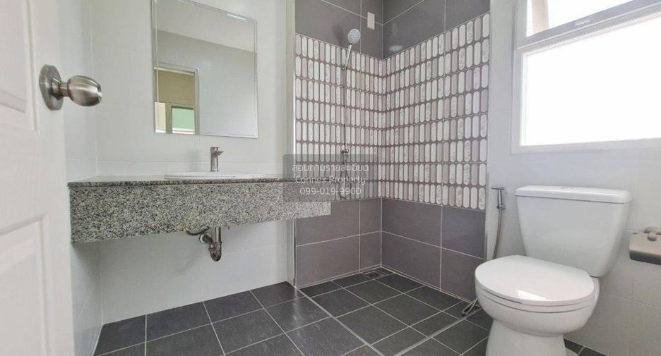 Casa en venta de 3 habitaciones en Mueang Pathum Thani, Pathum Thani
