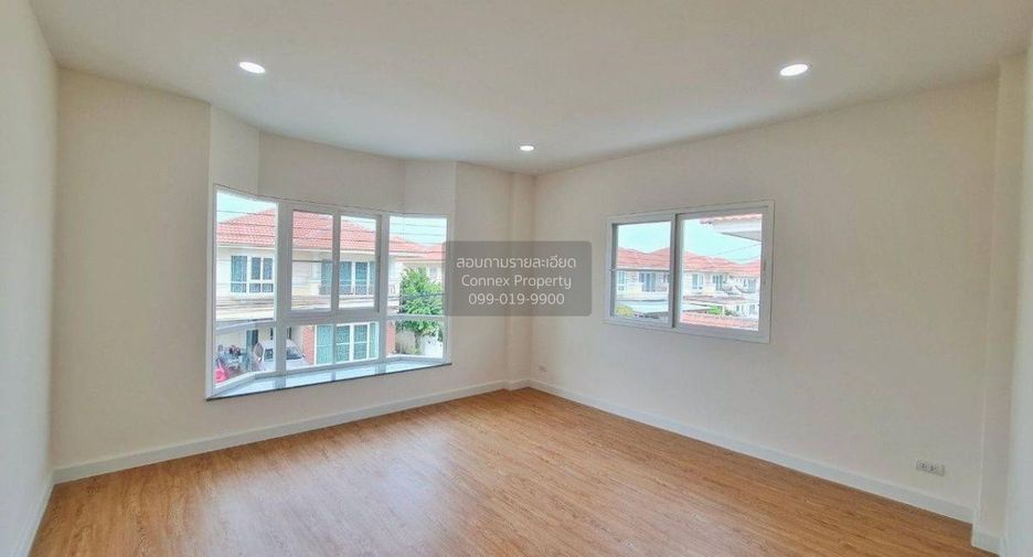 Casa en venta de 3 habitaciones en Mueang Pathum Thani, Pathum Thani