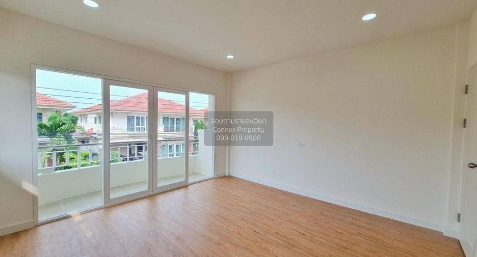 Casa en venta de 3 habitaciones en Mueang Pathum Thani, Pathum Thani