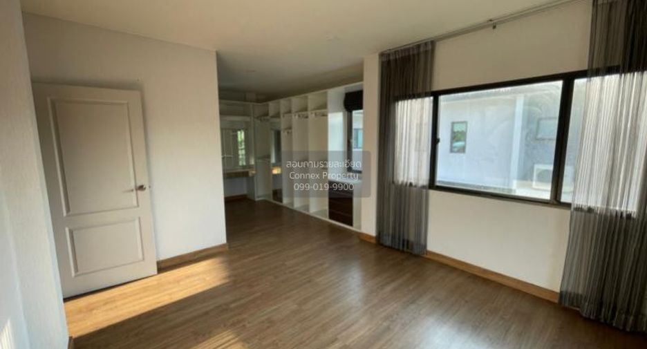 Casa en venta de 4 habitaciones en Bang Khen, Bangkok