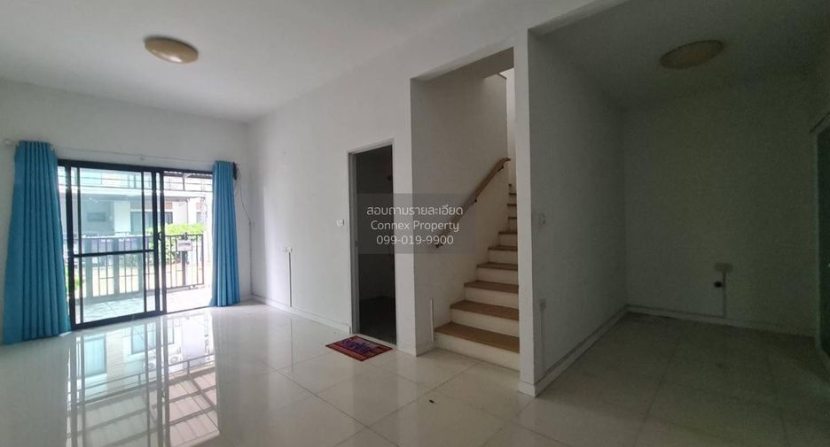 For sale 3 bedrooms townhouse in Lam Luk Ka, Pathum Thani
