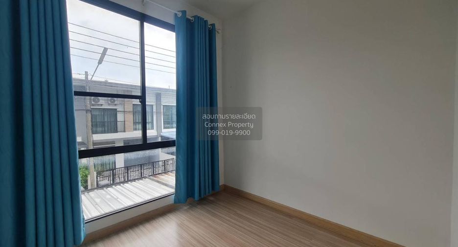 For sale 3 bedrooms townhouse in Lam Luk Ka, Pathum Thani