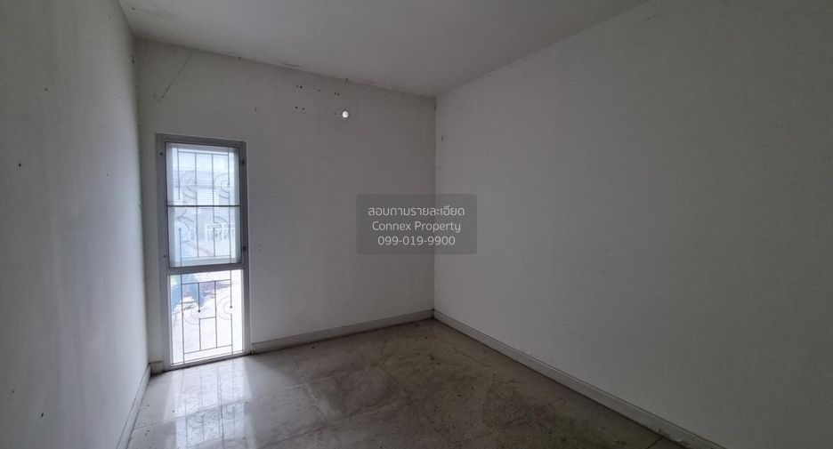 À vendre 2 chambres maison de ville à Bang Pa-in, Phra Nakhon Si Ayutthaya
