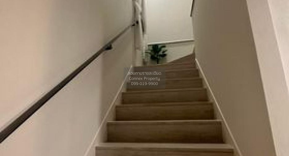 For sale 4 bedrooms house in Krathum Baen, Samut Sakhon