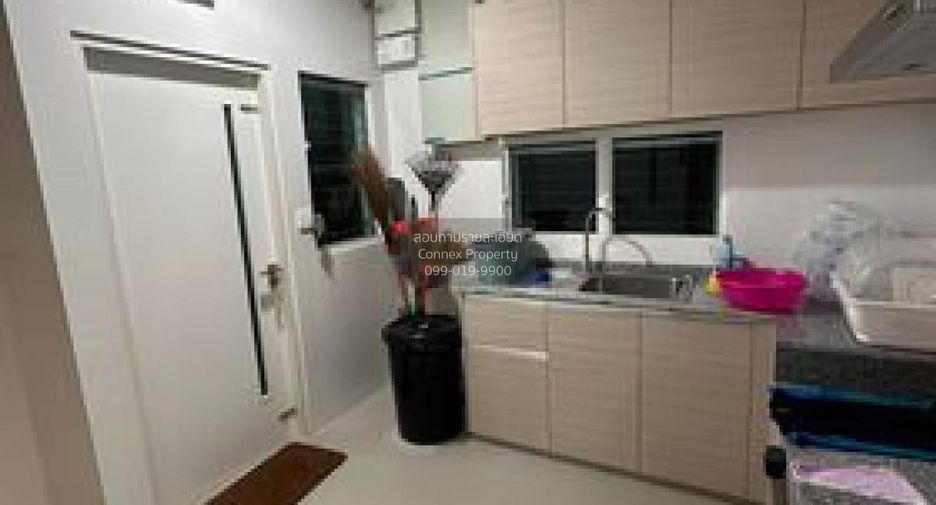 For sale 4 bedrooms house in Krathum Baen, Samut Sakhon