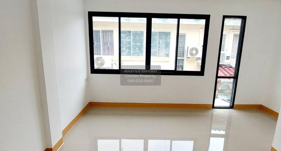 Reihenhaus zum Kauf mit 2 Zimmer in Lat Krabang, Bangkok